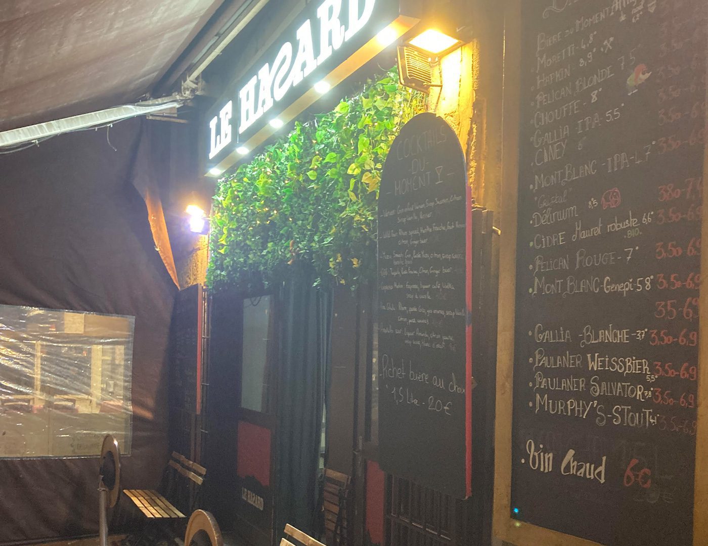 Photos issues du restaurant Le Hasard Café à Grenoble